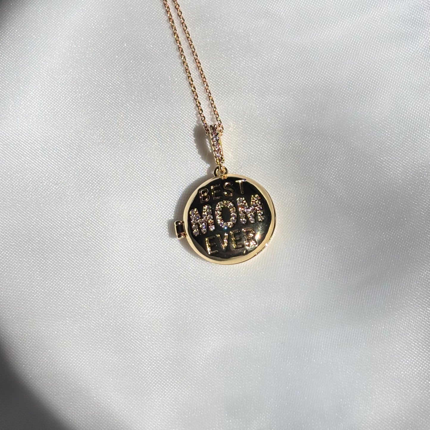Unbreakable Circle Locket