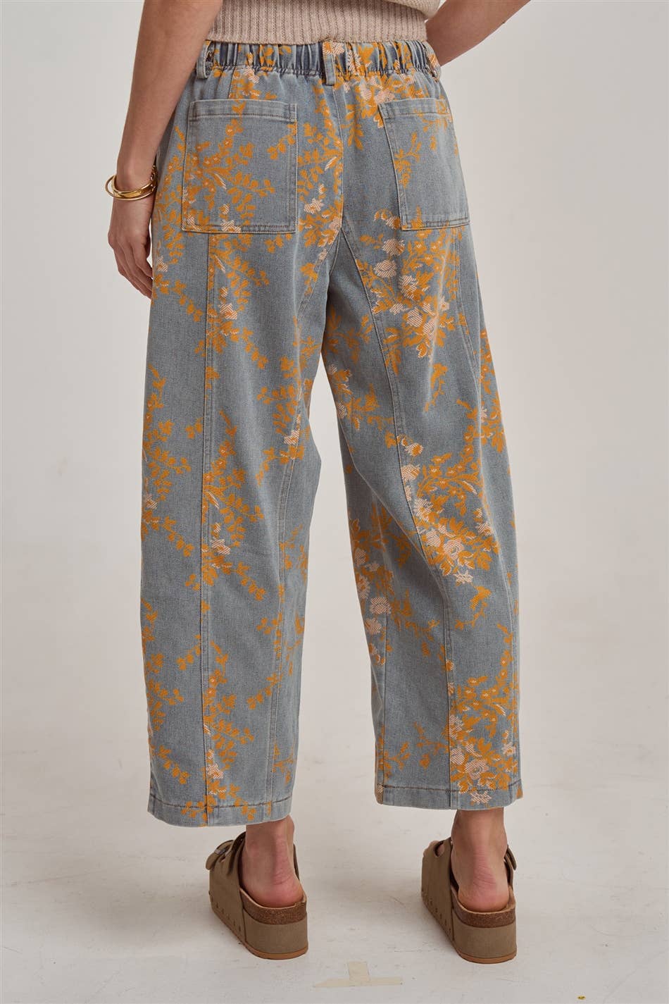 MID RISE RELAXED CASUAL FIT FLORAL DENIM JEANS