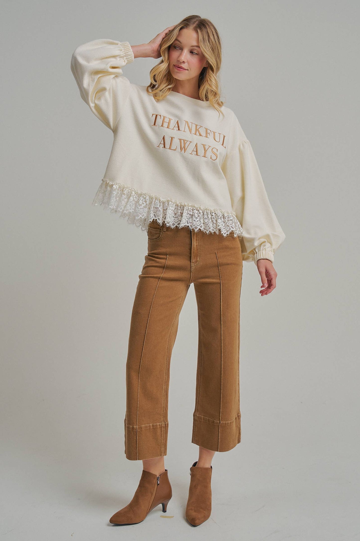 MID RISE VINTAGE WASHED JEANS