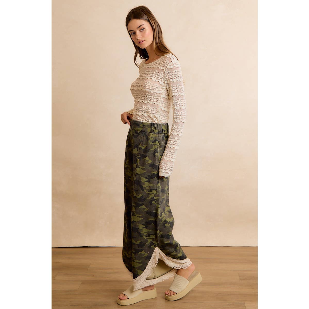 CAMO PRINT LACE HEM FULL LENGTH WIDE LEG PANTS