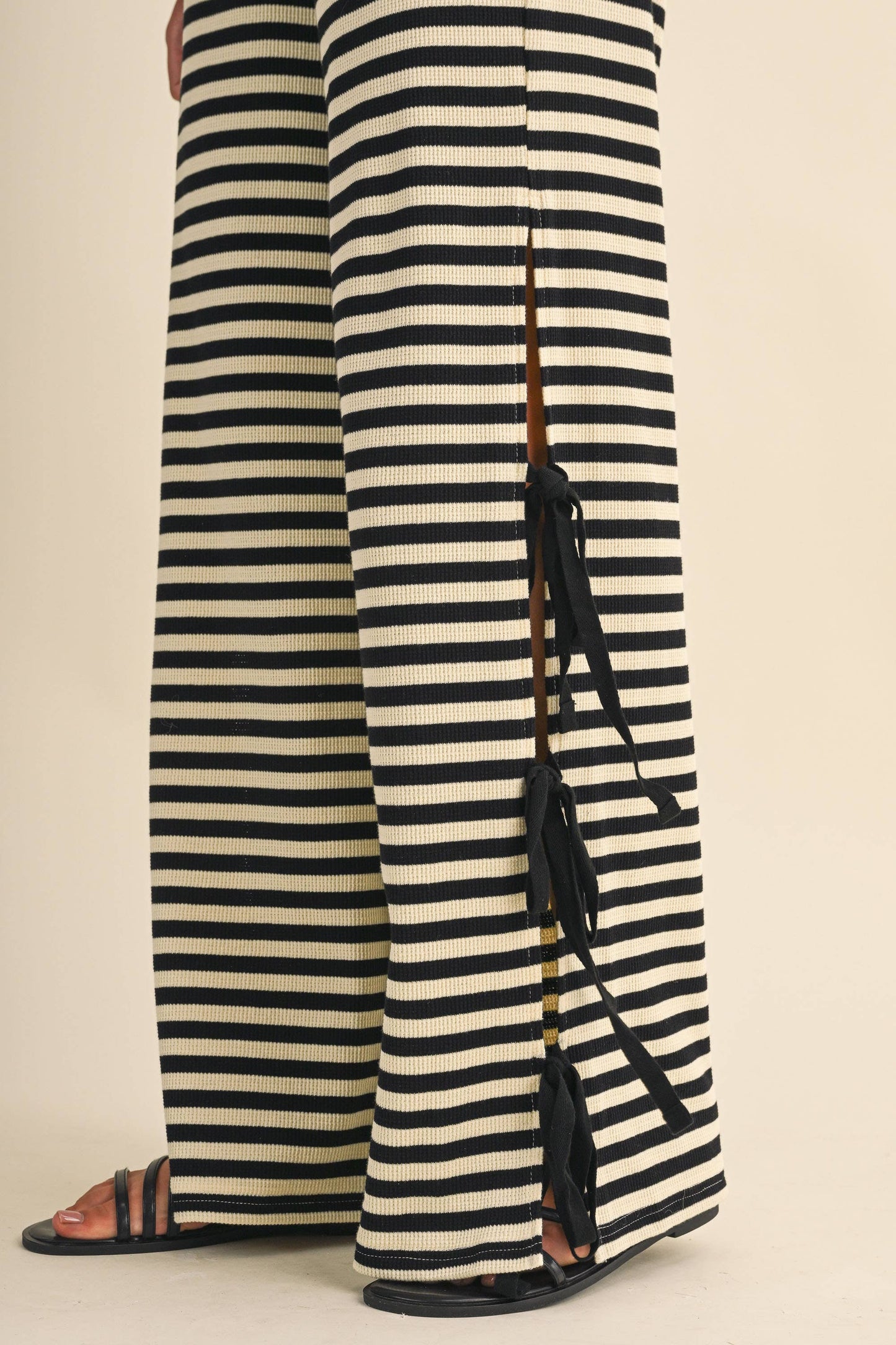 STRIPED TUBE TOP AND PANTS WITH SIDE BOW DETAILS