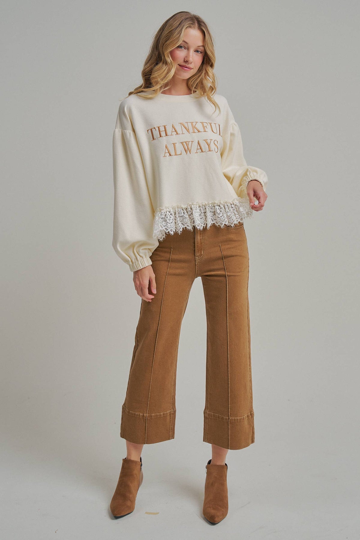 MID RISE VINTAGE WASHED JEANS