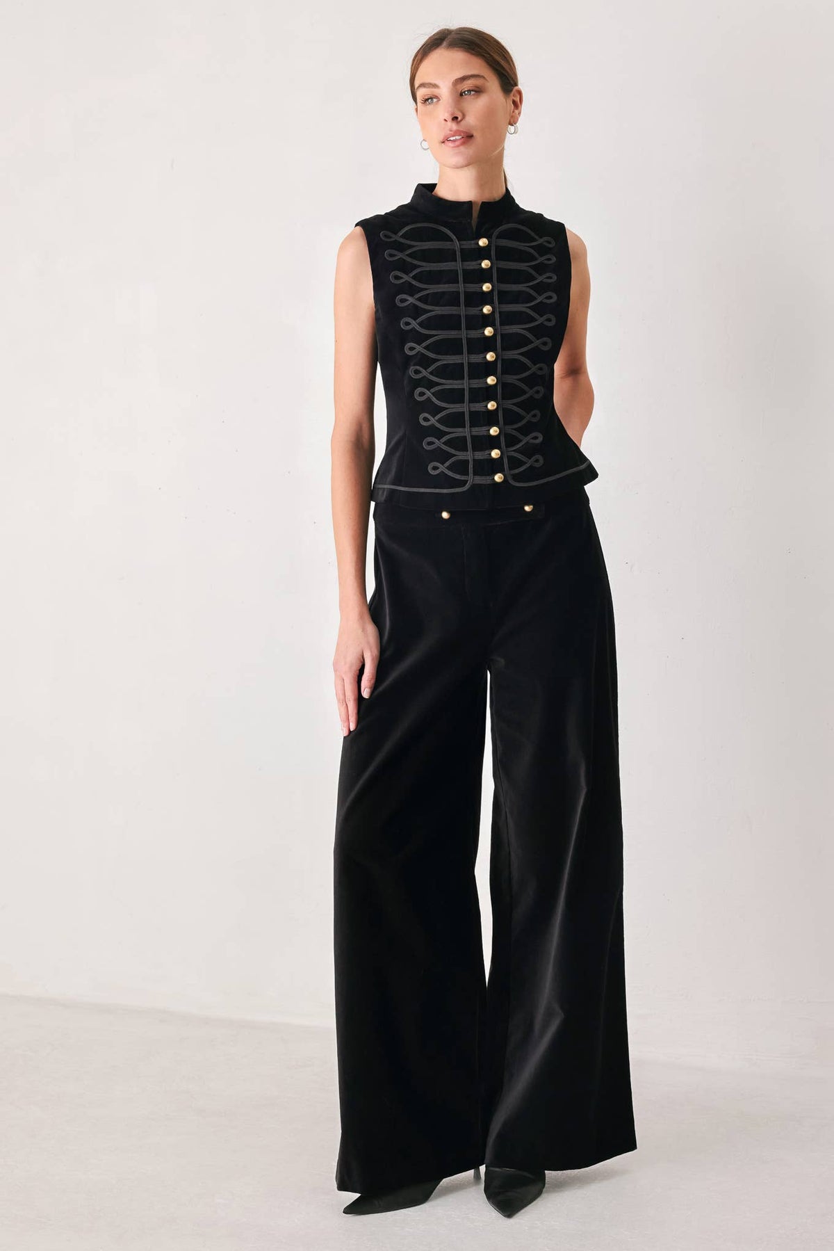 A woven velvet pant