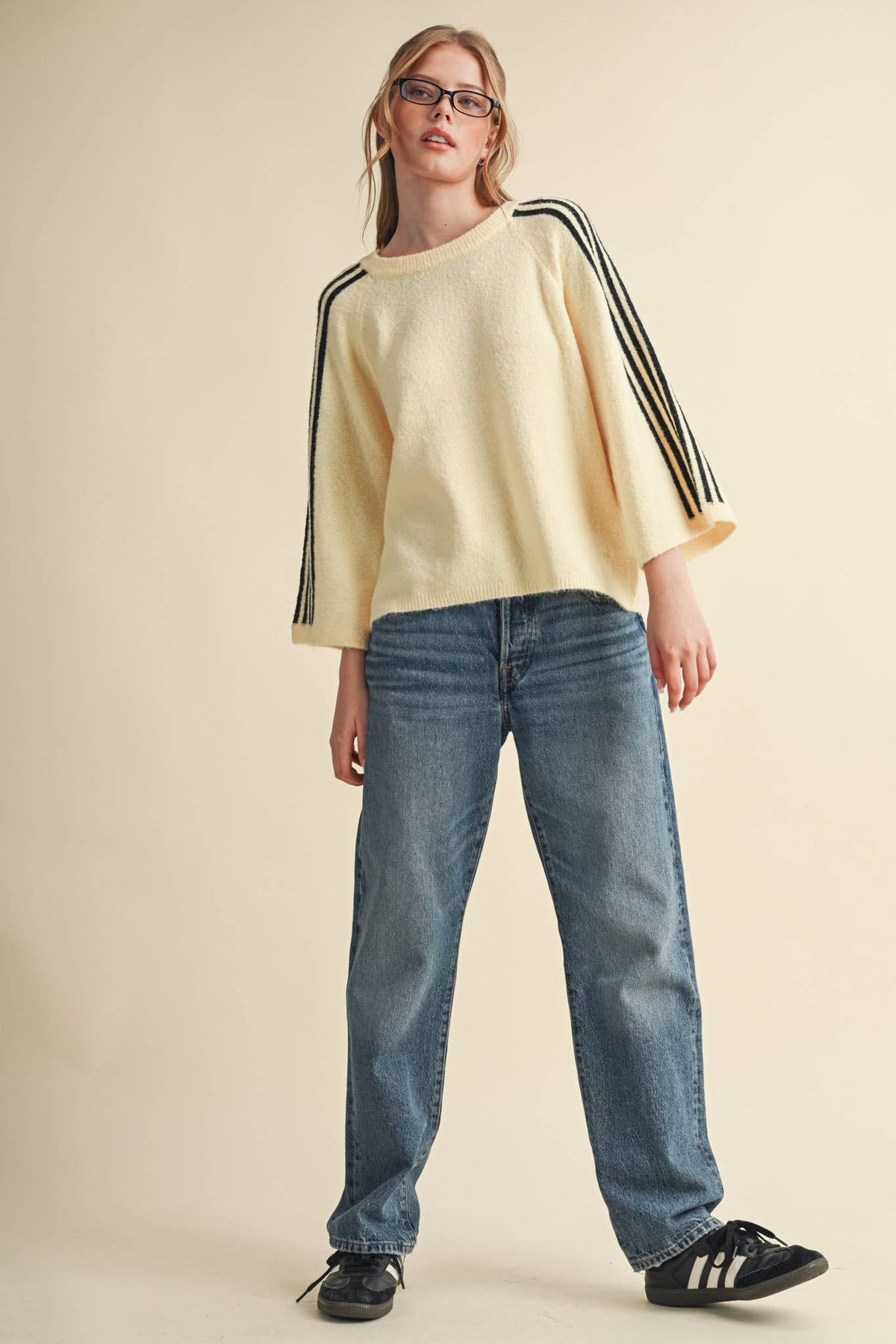 STRIPED 3/4 SLEEVE SWEATER