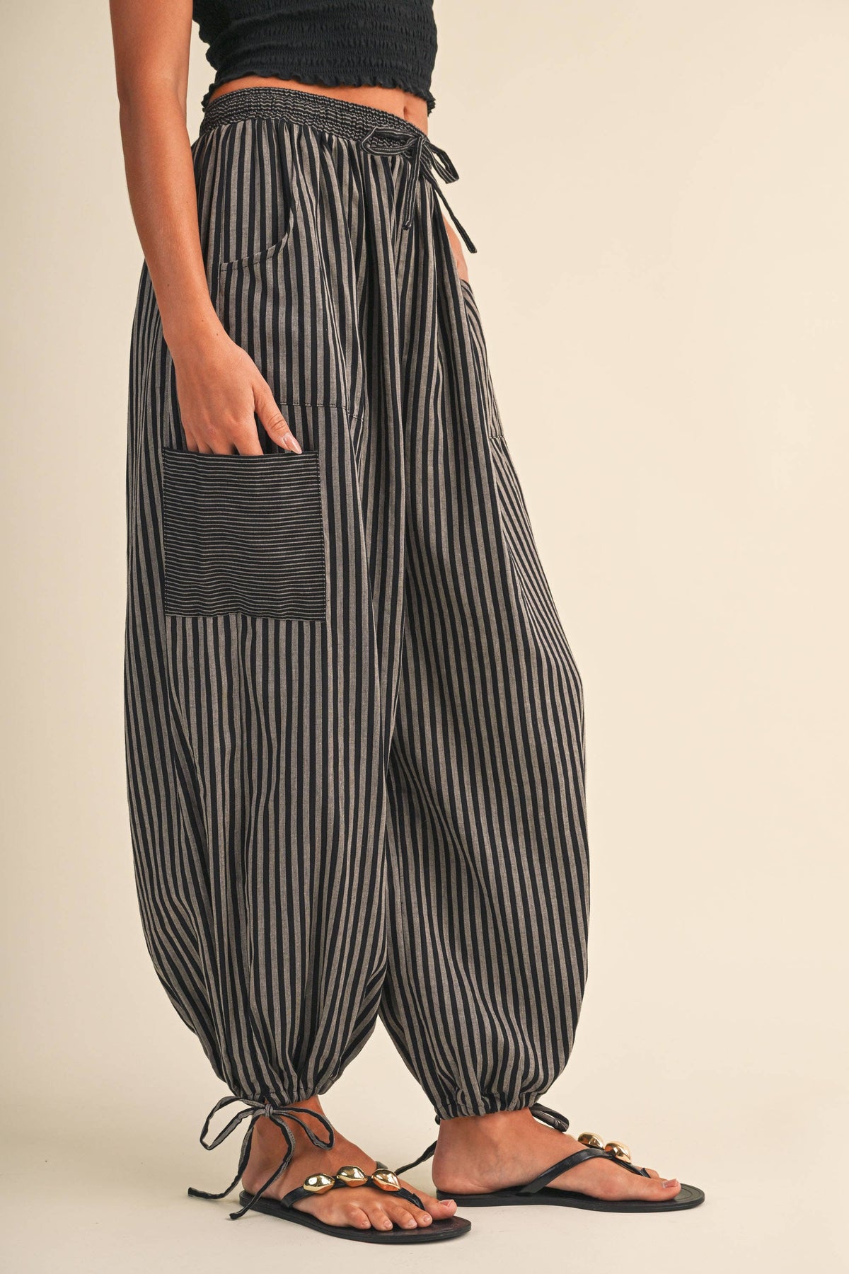 STRIPED DOUBLE GAUZE CONTRAST POCKET BALLOON PANTS