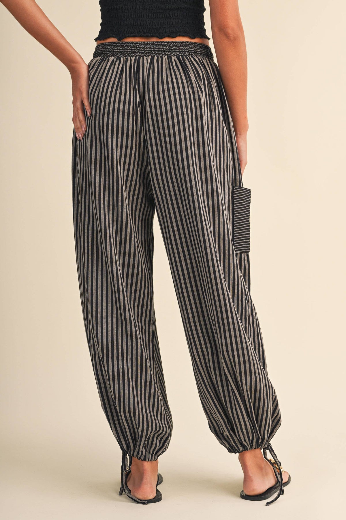 STRIPED DOUBLE GAUZE CONTRAST POCKET BALLOON PANTS