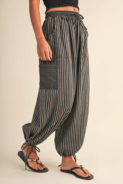 STRIPED DOUBLE GAUZE CONTRAST POCKET BALLOON PANTS