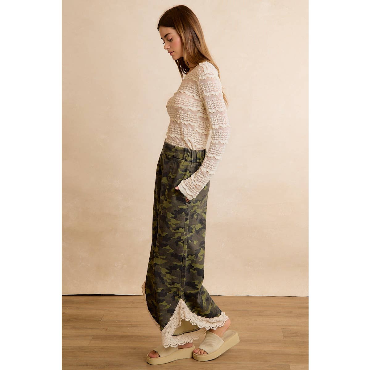 CAMO PRINT LACE HEM FULL LENGTH WIDE LEG PANTS