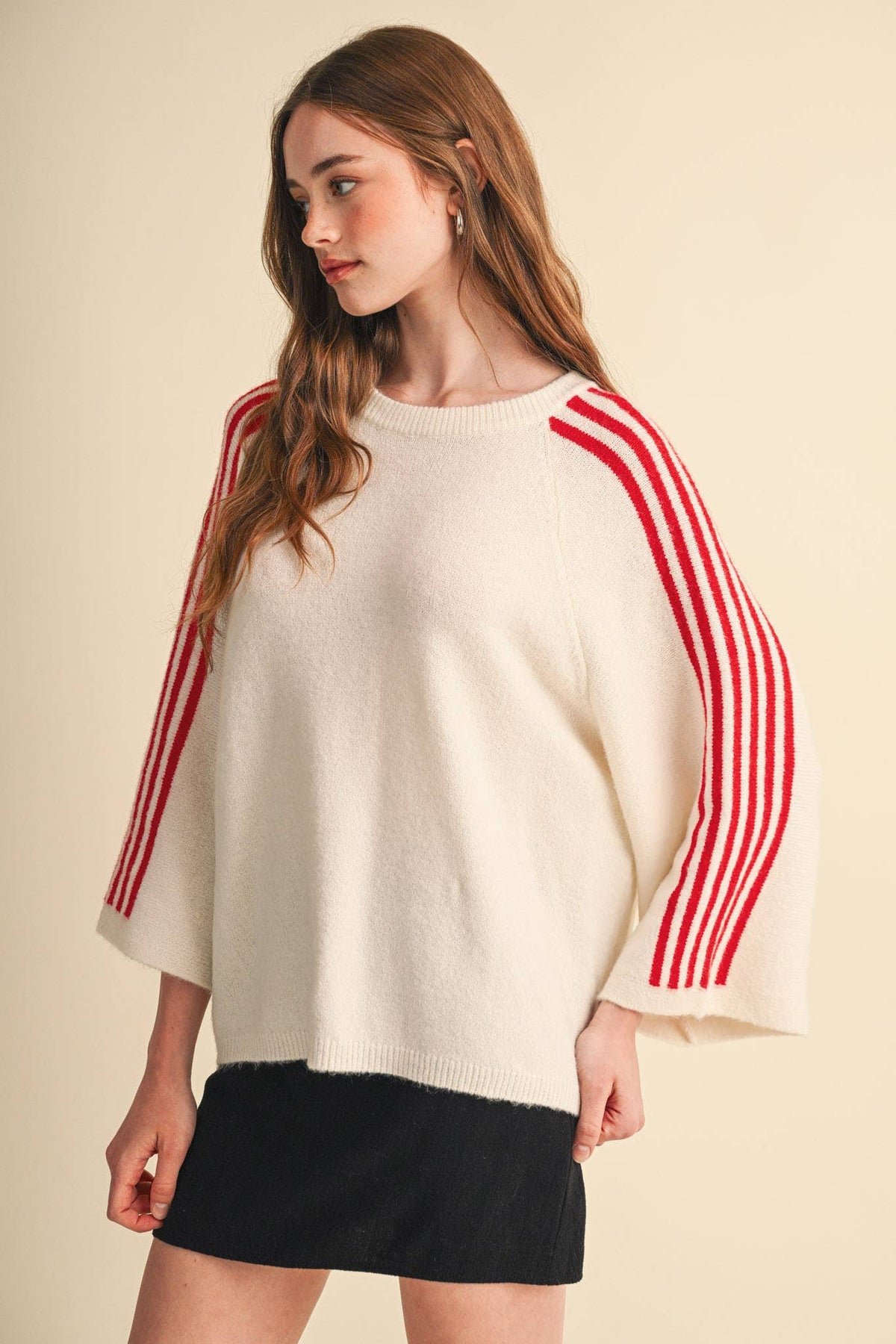 STRIPED 3/4 SLEEVE SWEATER