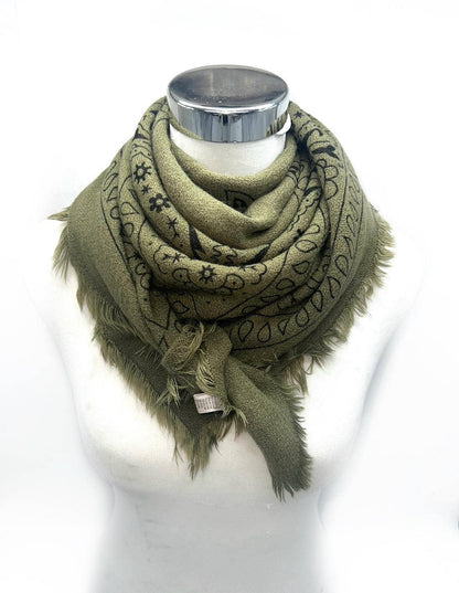 Large square scarf with bandana patterns
