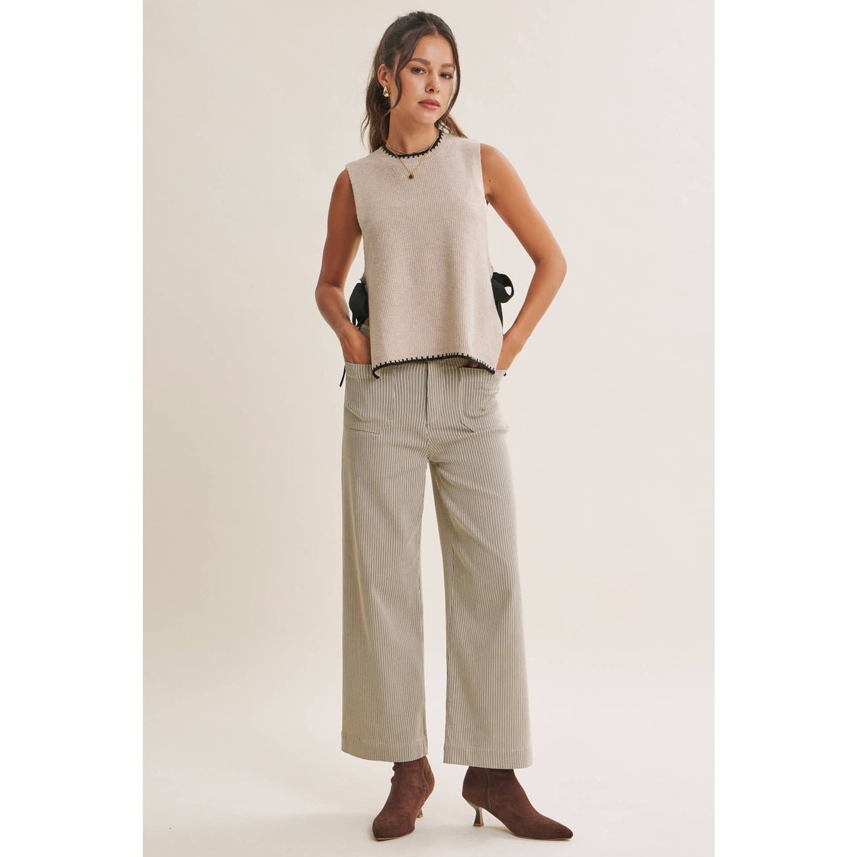 EFFORTLESS WEEKEND SIDE RIBBON TIE WHIPSTITCH SWEATER VEST