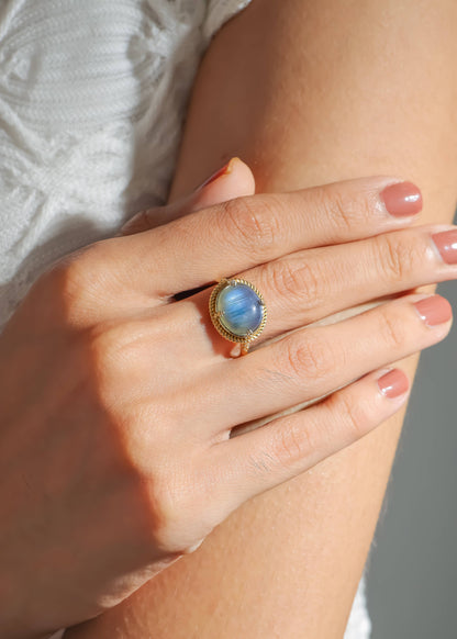 Artisan Braid Rope Detail Labradorite Gold Plated Ring