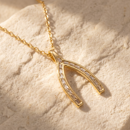 Lucky Horizon Necklace