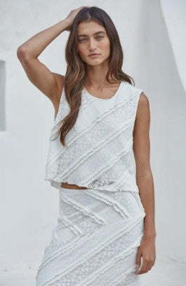 Knit Lace Round Neck Sleeveless Top