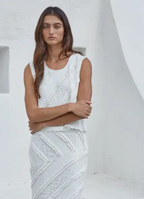 Knit Lace Round Neck Sleeveless Top