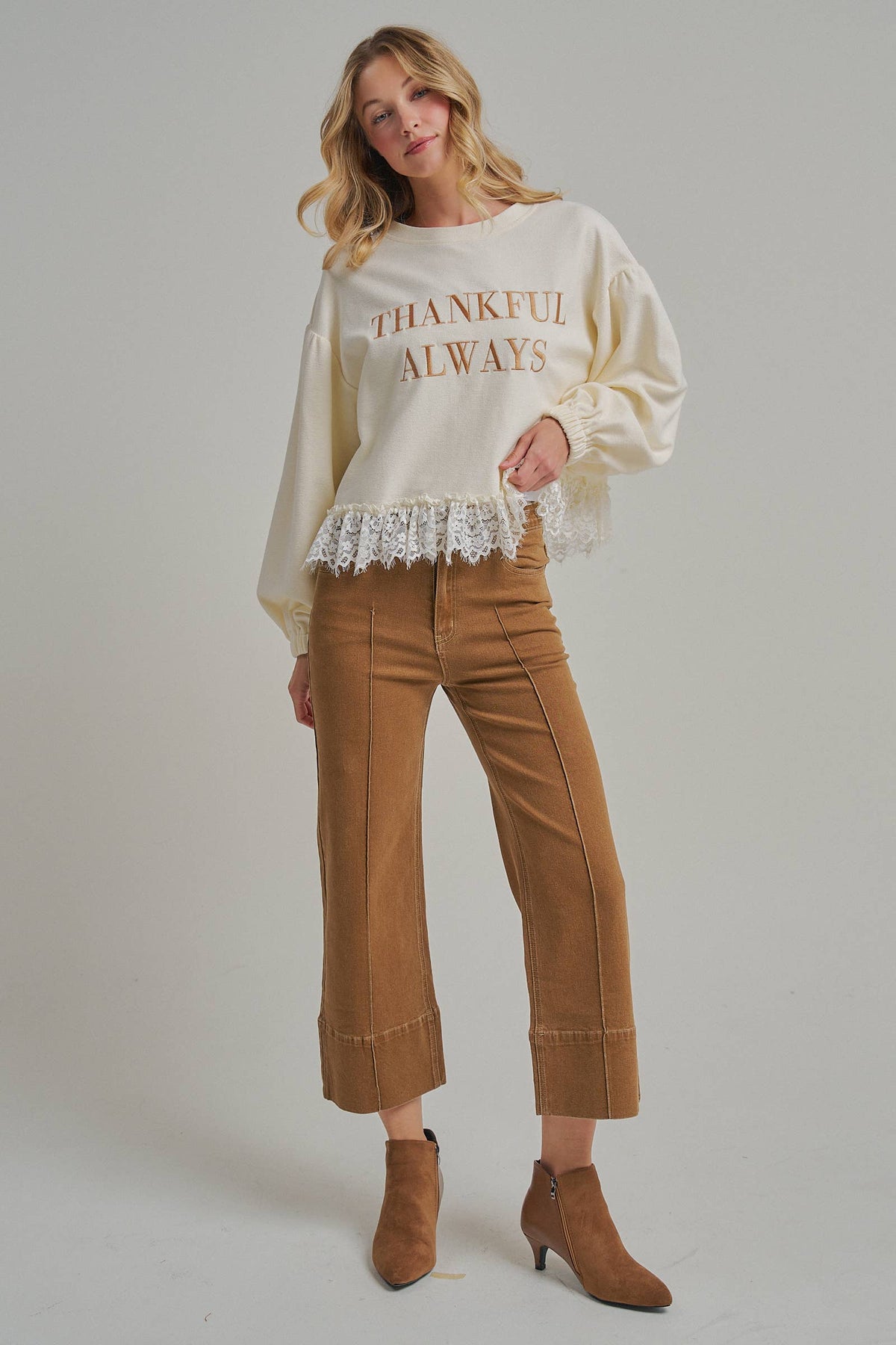 MID RISE VINTAGE WASHED JEANS
