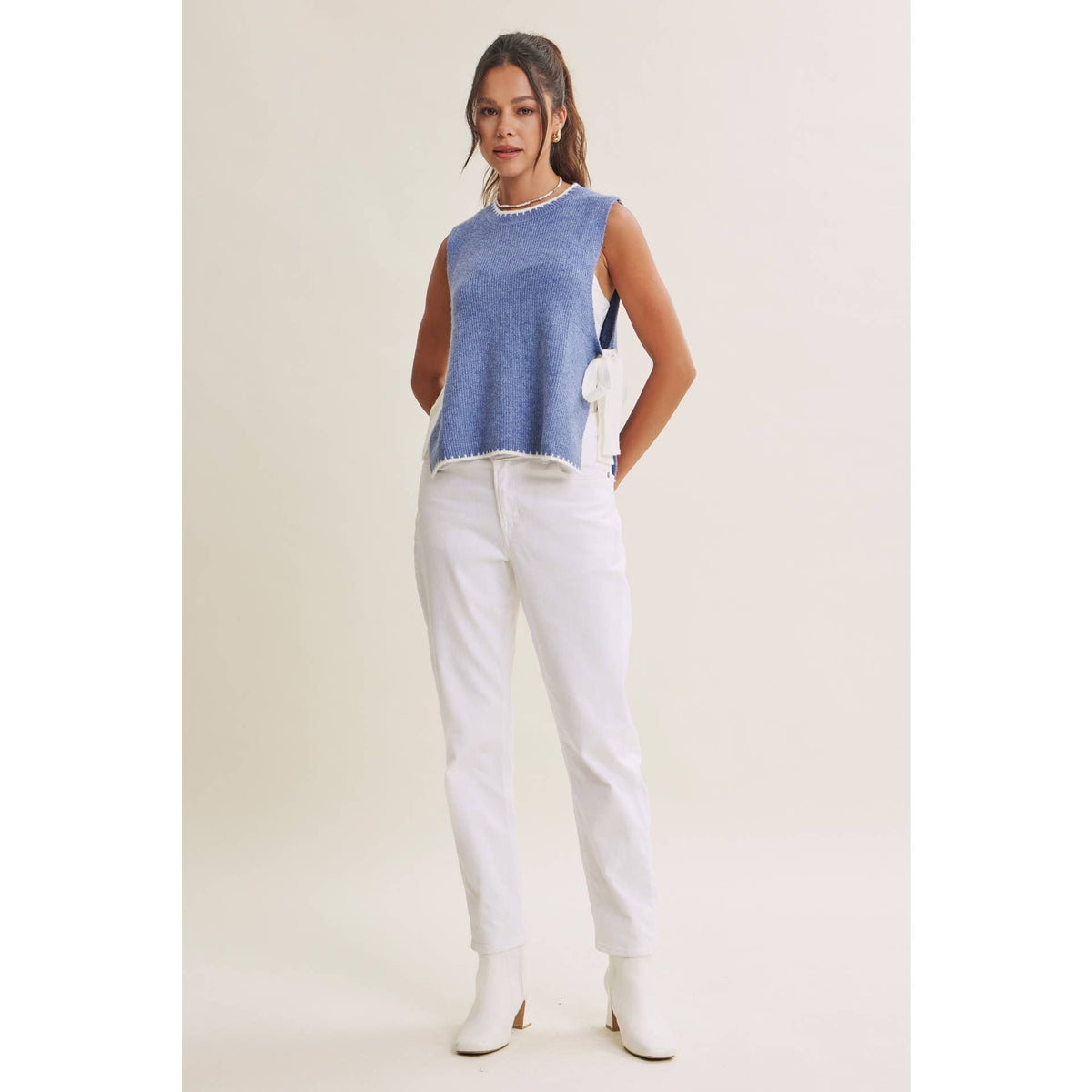 EFFORTLESS WEEKEND SIDE RIBBON TIE WHIPSTITCH SWEATER VEST