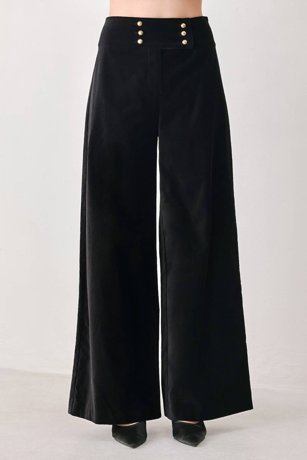 A woven velvet pant