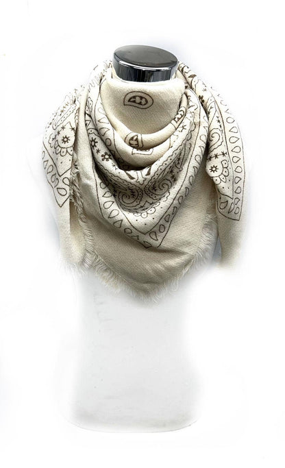 Large square scarf with bandana patterns