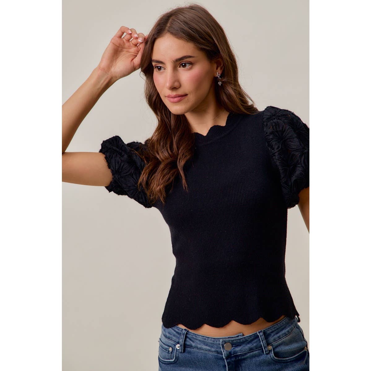 3D FLORAL CONTRAST SLEEVE SCALLOP SWEATER KNIT TOP