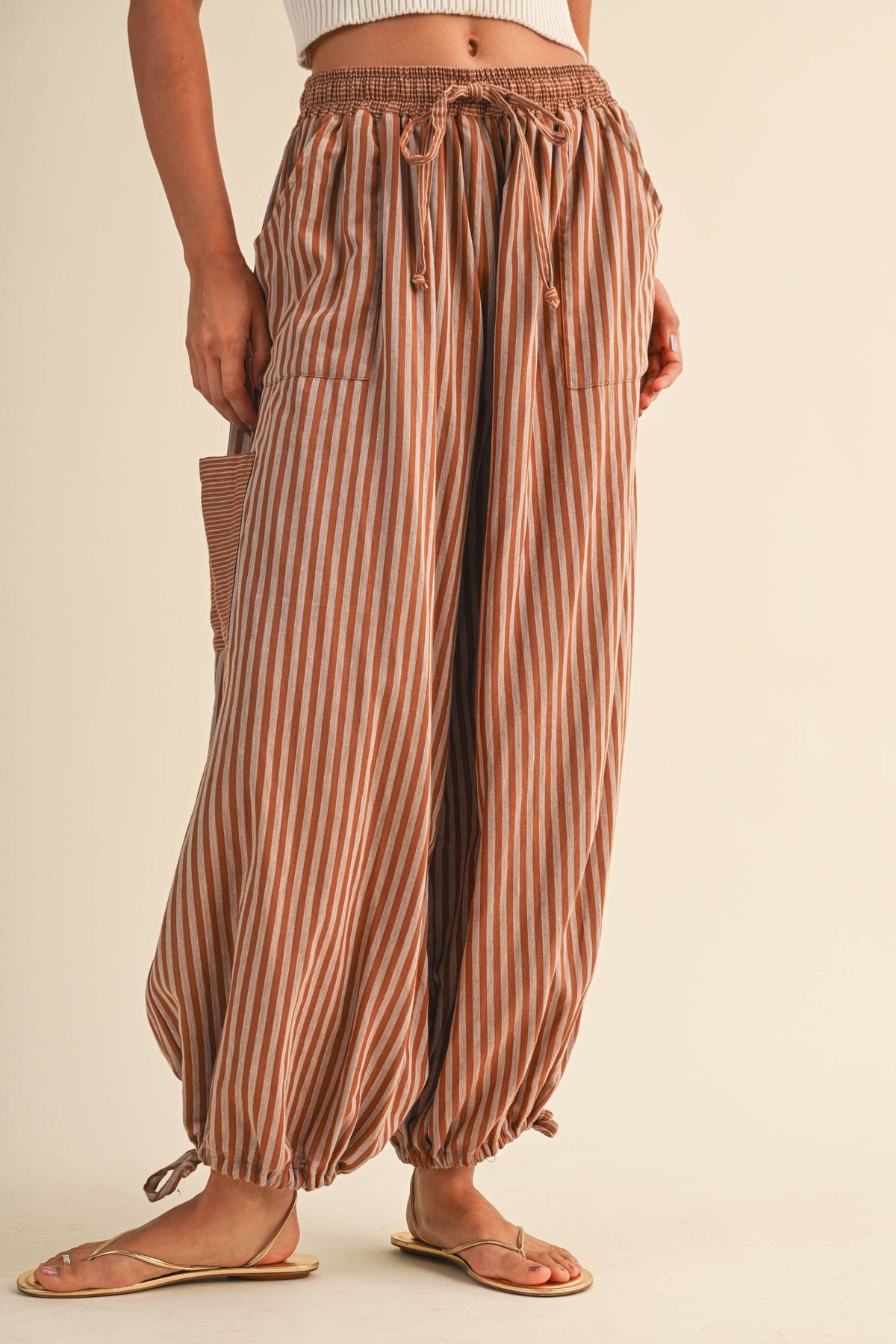 STRIPED DOUBLE GAUZE CONTRAST POCKET BALLOON PANTS