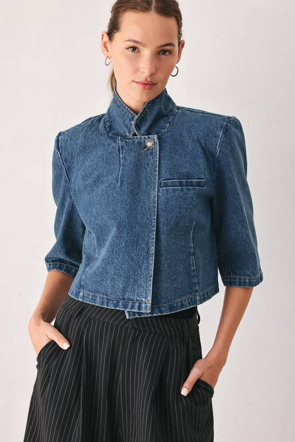 DENIM CROPPED JACKET
