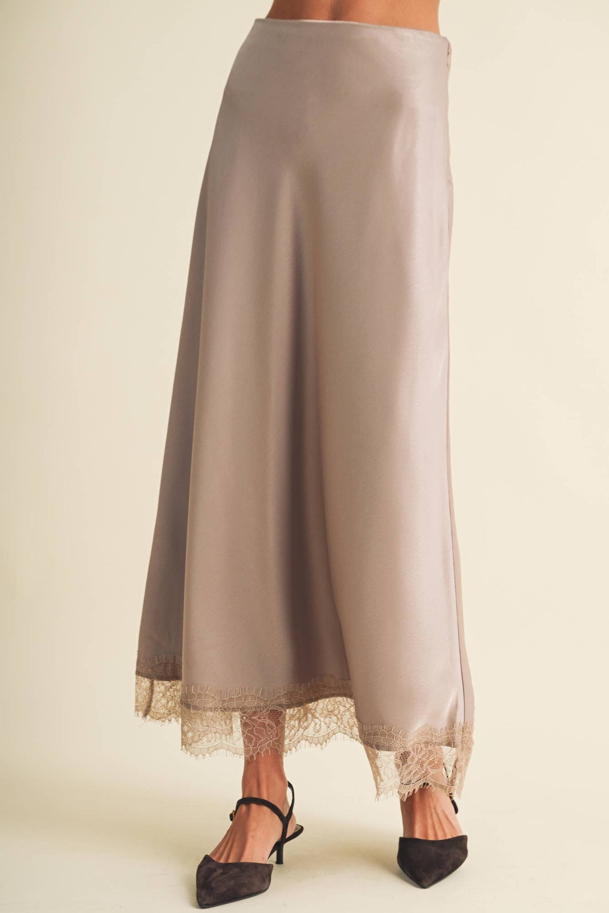 Scallop trim Lace Hem Slip Skirt