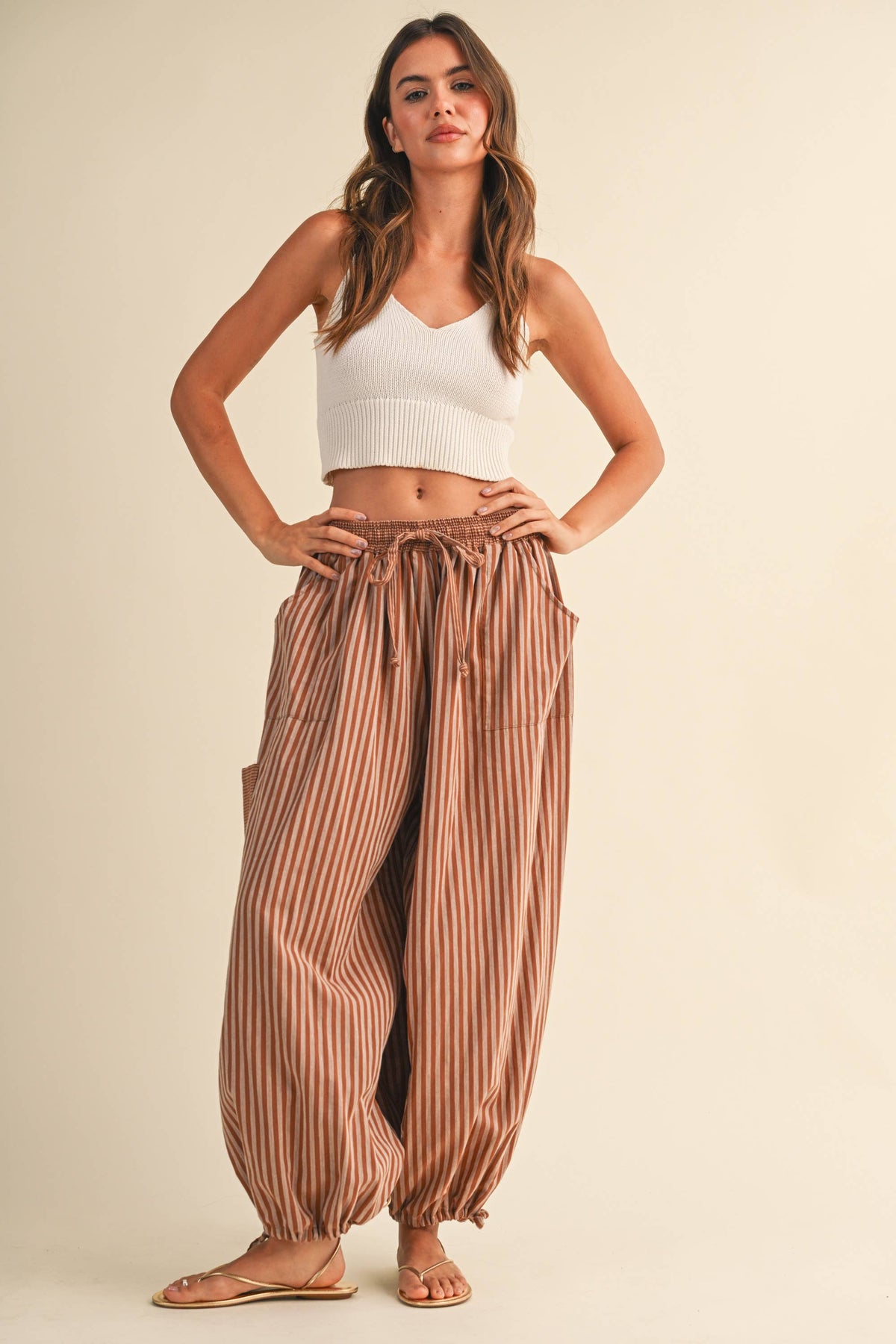 STRIPED DOUBLE GAUZE CONTRAST POCKET BALLOON PANTS