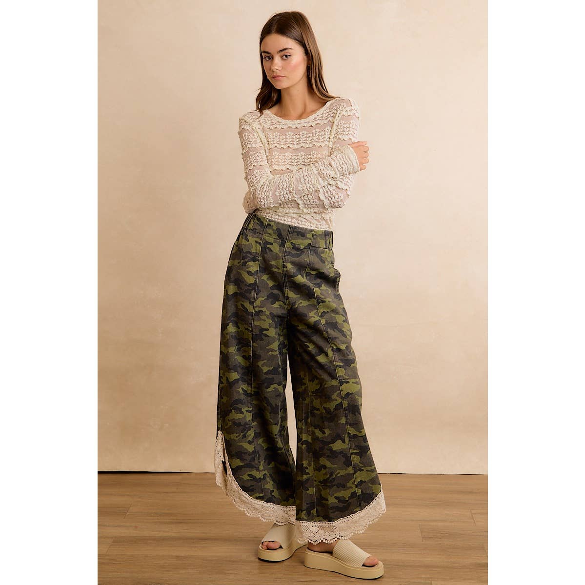 CAMO PRINT LACE HEM FULL LENGTH WIDE LEG PANTS