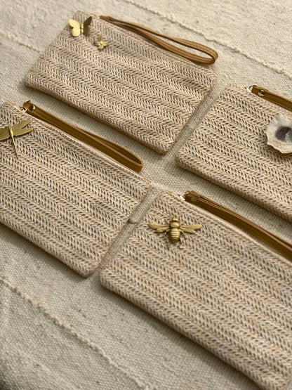 Straw clutch/wristlet bag