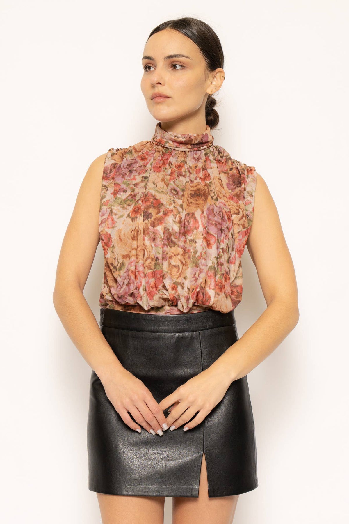 MOCK NECK RUCH SLEEVELESS BODYSUIT