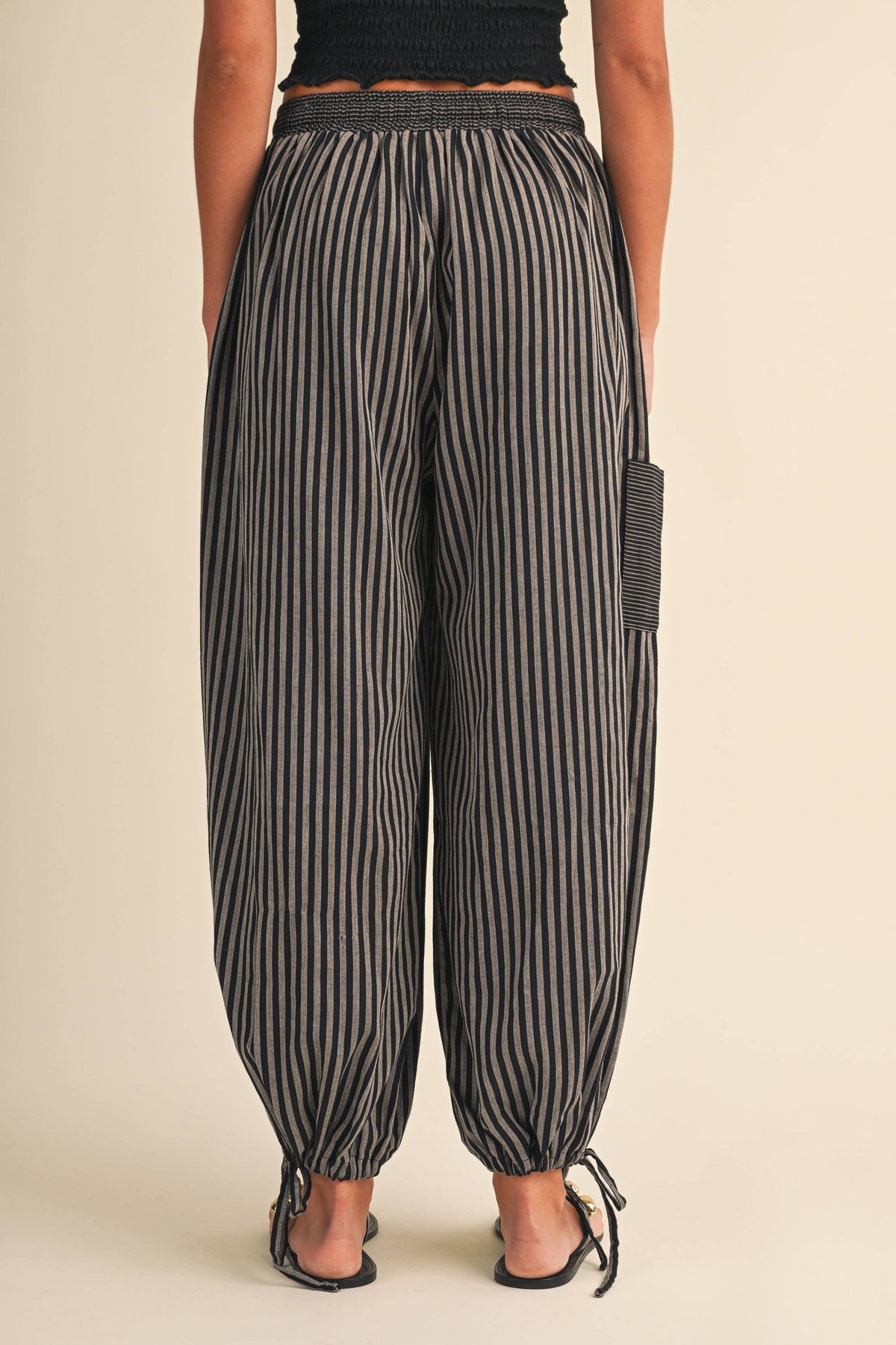 STRIPED DOUBLE GAUZE CONTRAST POCKET BALLOON PANTS