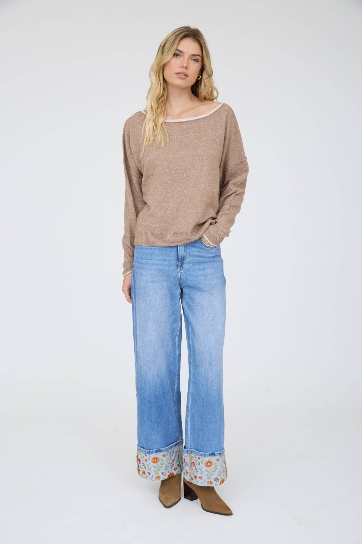 CONTRAST TRIM OFF SHOULDER LONG SLEEVE SWEATER