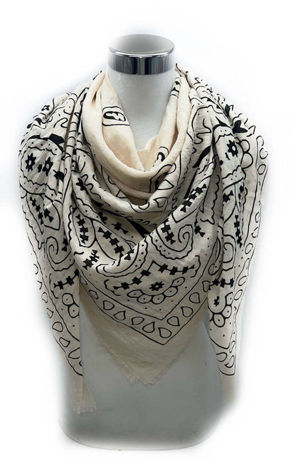 Large square scarf with bandana pattern