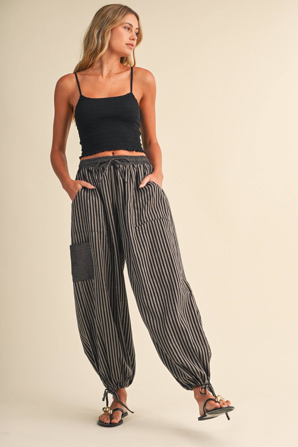 STRIPED DOUBLE GAUZE CONTRAST POCKET BALLOON PANTS